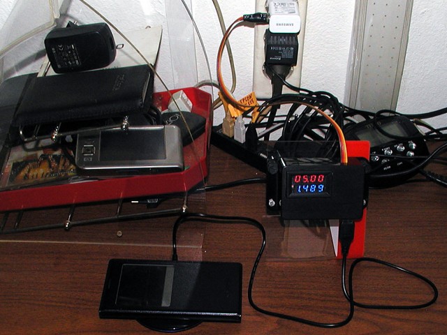 Qi-charging-current-test00.jpg